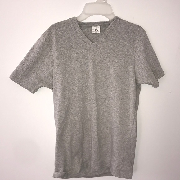 Calvin Klein V neck shirt - Picture 1 of 3